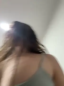 kiarafonseca  online show from December 13, 2:21 am