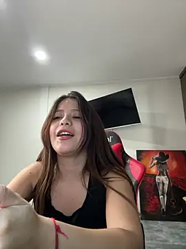 kiarafonseca  online show from February 14, 12:51 am