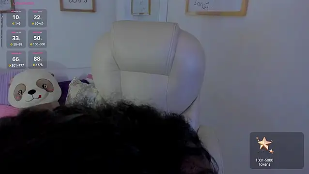 zobe love online show from March 6, 5:52 pm