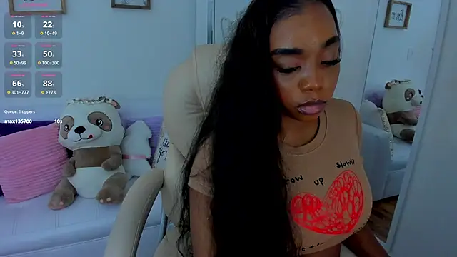 Snapshot of zobe_love chatting on March 12, 7:58 pm zobe love online show from March 12, 7:58 pm