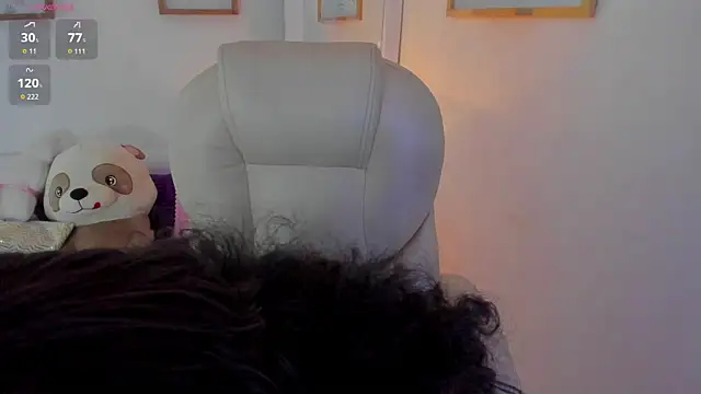 zobe love online show from March 26, 5:11 pm