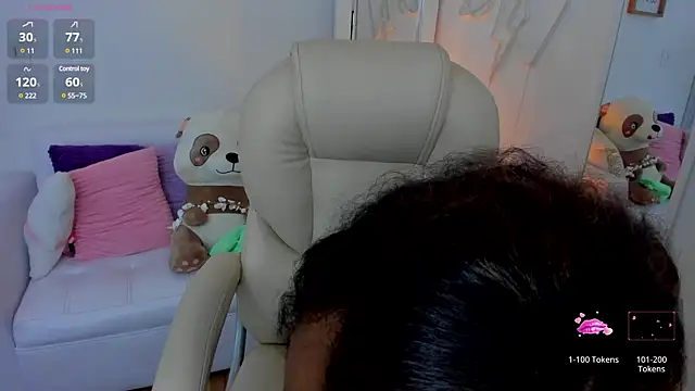 Snapshot of zobe_love chatting on March 7, 9:06 pm zobe love online show from March 7, 9:06 pm