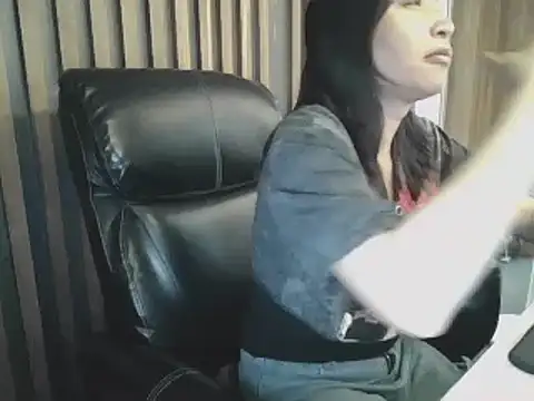 sara kimoo online show from March 18, 8:16 pm