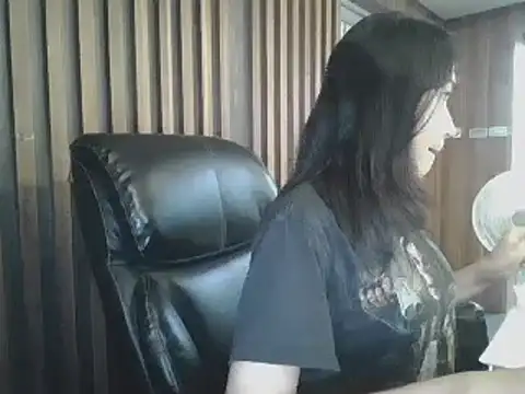 sara kimoo online show from March 12, 10:39 pm