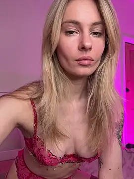 DollyDripp online show from April 13, 11:14 am