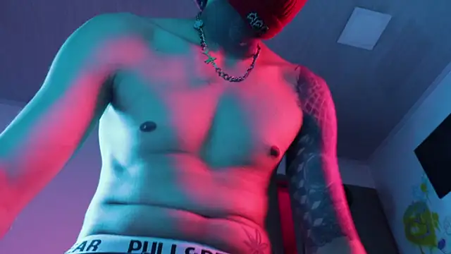 trieone online show from April 14, 1:21 am