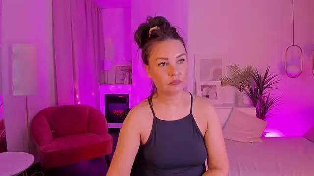 MilenaMellow online show from December 2, 8:54 pm