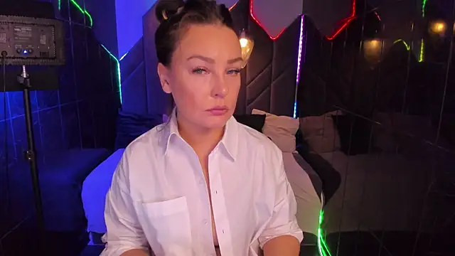 MilenaMellow online show from November 20, 8:31 pm