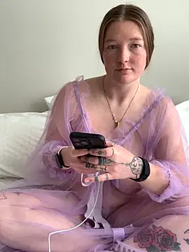 PussiesnCream  online show from March 12, 7:07 pm