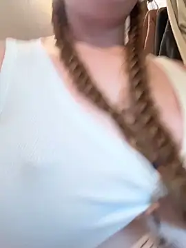 Snapshot of PussiesnCream_ chatting on September 30, 3:51 pm PussiesnCream online show from September 30, 3:51 pm