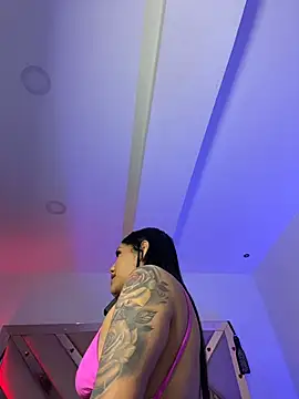 Victoria14  online show from March 31, 4:25 am