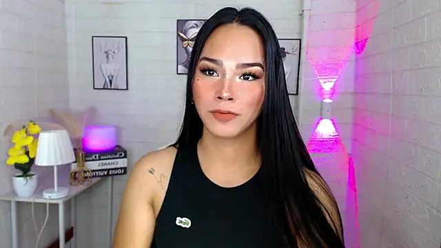 Snapshot of urnaughtydolly69 chatting on September 16, 6:09 pm urnaughtydolly69 online show from September 16, 6:09 pm