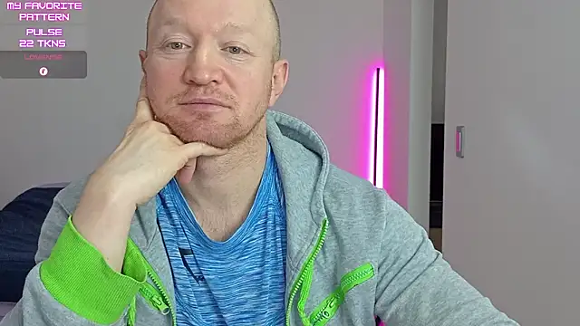 kevintyler69 online show from May 14, 4:48 pm