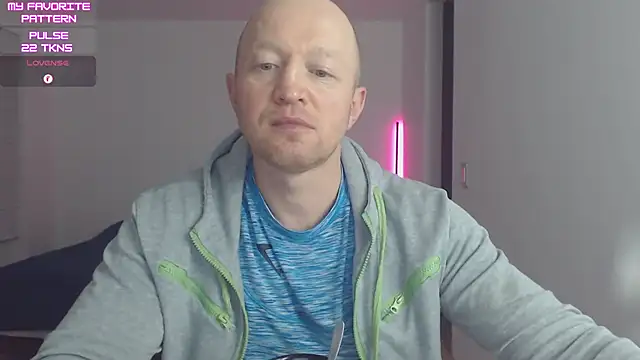 kevintyler69 online show from April 13, 1:53 am