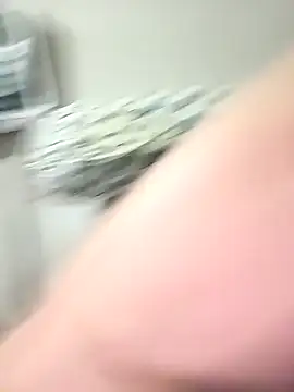 Snapshot of Dogol1990 chatting on February 3, 6:35 pm Dogol1990 online show from February 3, 6:35 pm