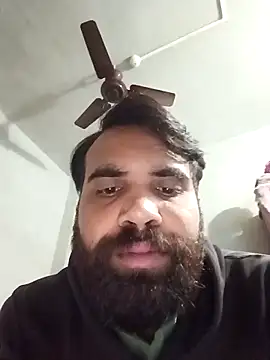 Snapshot of Dogol1990 chatting on December 22, 2:33 am Dogol1990 online show from December 22, 2:33 am