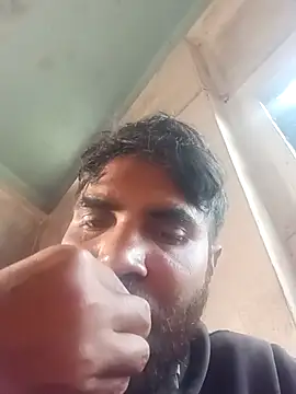 Snapshot of Dogol1990 chatting on February 24, 11:22 am Dogol1990 online show from February 24, 11:22 am