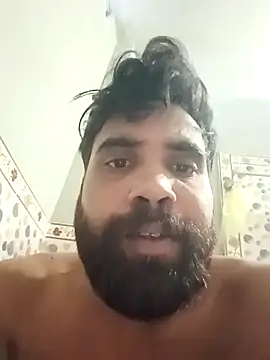 Snapshot of Dogol1990 chatting on December 17, 6:18 am Dogol1990 online show from December 17, 6:18 am