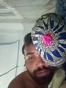 Snapshot of Dogol1990 chatting on November 12, 8:23 pm Dogol1990 online show from November 12, 8:23 pm