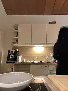 Snapshot of Viola_Beck chatting on February 18, 6:15 pm Viola Beck online show from February 18, 6:15 pm