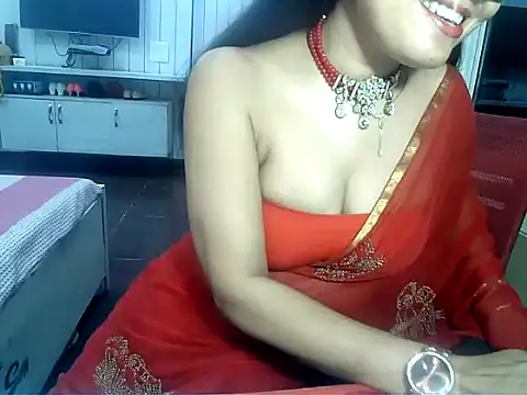 Snapshot of yourradhika chatting on March 3, 4:58 pm yourradhika online show from March 3, 4:58 pm