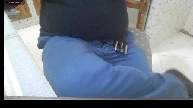 polloiw online show from February 15, 8:52 pm