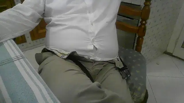 polloiw online show from October 23, 12:48 pm