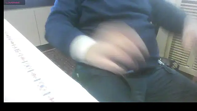 polloiw online show from March 17, 12:19 pm