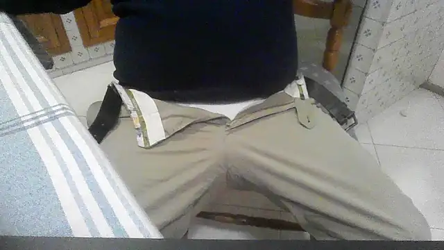 polloiw online show from October 20, 9:15 pm