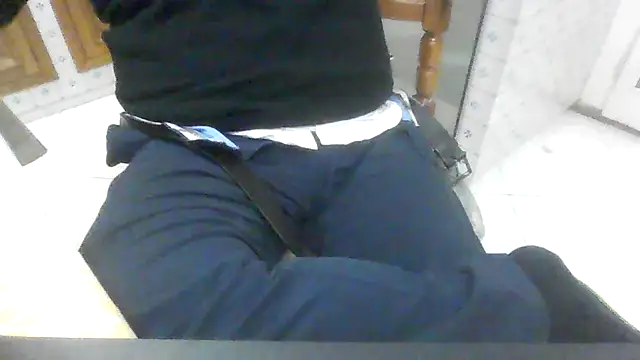 polloiw online show from November 1, 5:40 pm