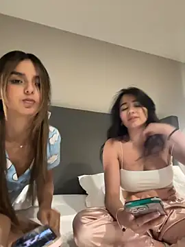 Snapshot of LunaSophia_ chatting on September 9, 6:01 am LunaSophia online show from September 9, 6:01 am