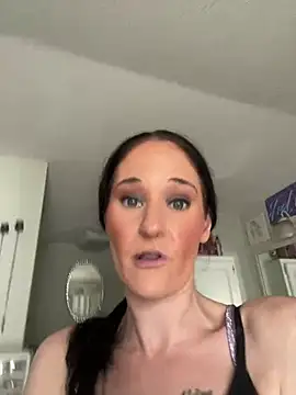 lolabunny9 online show from February 7, 4:24 pm