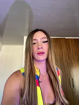 Snapshot of bunny_bicht chatting on June 24, 9:23 pm bunny bicht online show from June 24, 9:23 pm