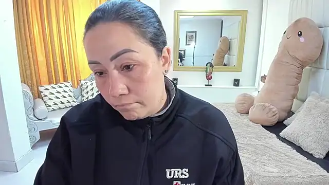 gaby trent online show from November 7, 12:53 pm