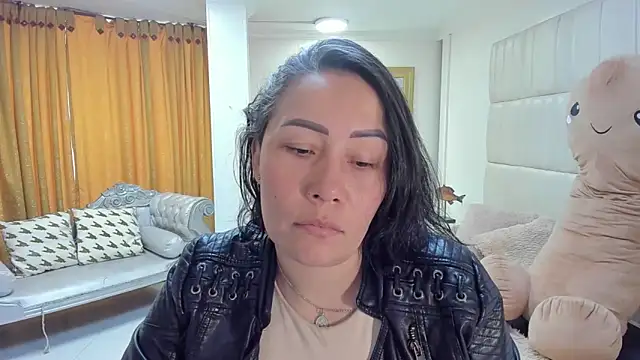 gaby trent online show from December 5, 3:10 pm