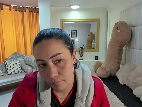 gaby trent online show from November 10, 1:27 pm