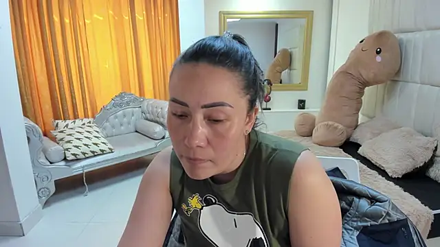 gaby trent online show from November 18, 2:53 pm