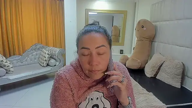 gaby trent online show from February 3, 2:44 pm