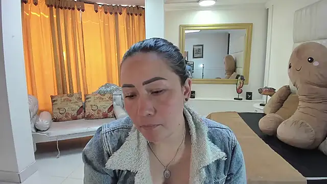 Snapshot of gaby_trent chatting on September 16, 1:56 pm gaby trent online show from September 16, 1:56 pm