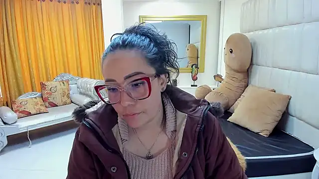 Snapshot of gaby_trent chatting on March 8, 7:31 pm gaby trent online show from March 8, 7:31 pm