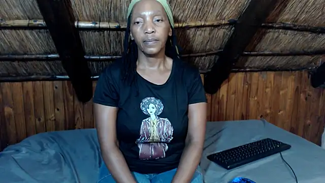 NikkyJigglesX online show from April 2, 4:02 pm