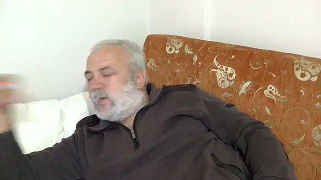 husoizmir online show from February 17, 8:17 pm