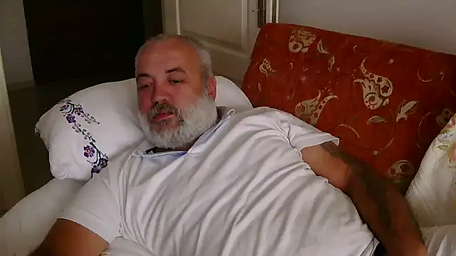 Snapshot of husoizmir chatting on September 29, 11:16 am husoizmir online show from September 29, 11:16 am