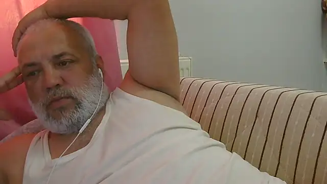 Snapshot of husoizmir chatting on July 6, 3:03 pm husoizmir online show from July 6, 3:03 pm