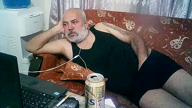 Snapshot of husoizmir chatting on March 22, 11:53 pm husoizmir online show from March 22, 11:53 pm