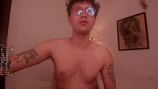 Snapshot of LeaneSeb chatting on November 26, 7:41 am LeaneSeb online show from November 26, 7:41 am