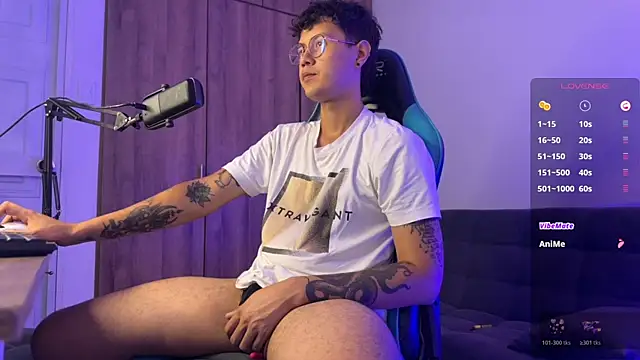 LeaneSeb online show from April 26, 2:36 pm