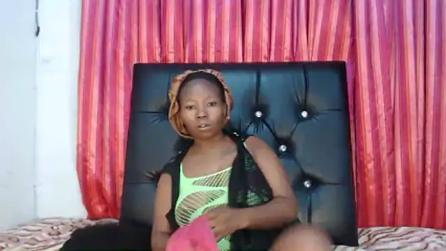 SexyEbonyTee online show from May 27, 3:41 pm