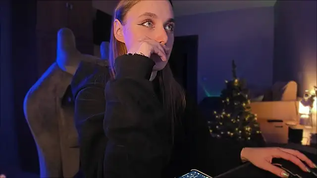 Snapshot of Rachel_Ro chatting on December 29, 5:33 pm Rachel Ro online show from December 29, 5:33 pm