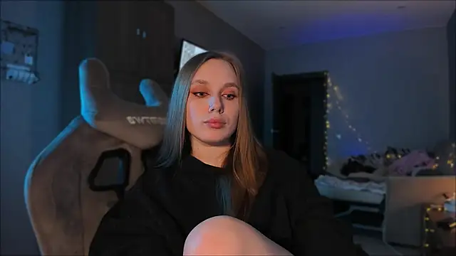 Snapshot of Rachel_Ro chatting on January 21, 12:18 pm Rachel Ro online show from January 21, 12:18 pm